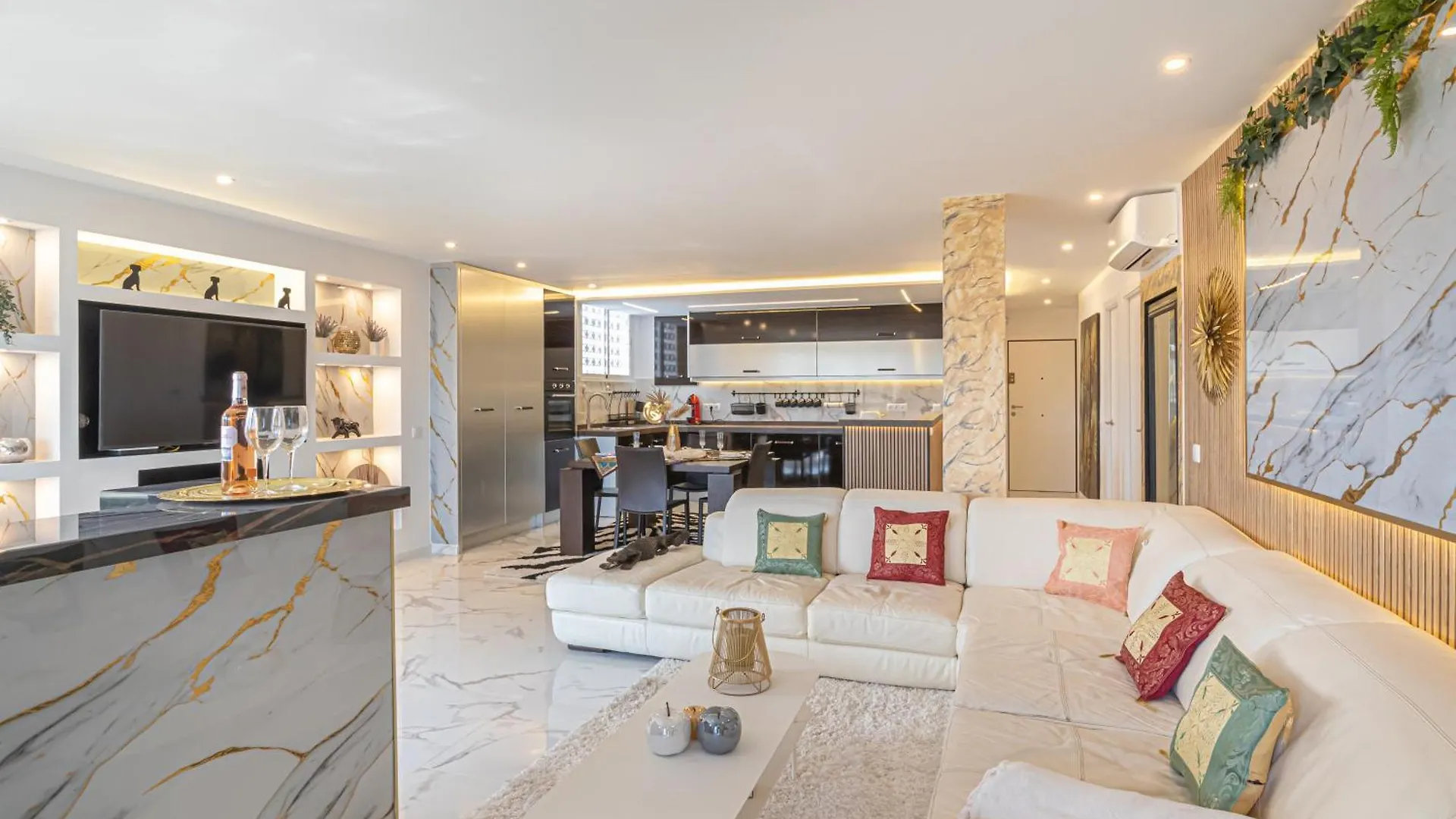 Lepanto Center Marbella 100M Of Beach - Happy Rentals Appartement